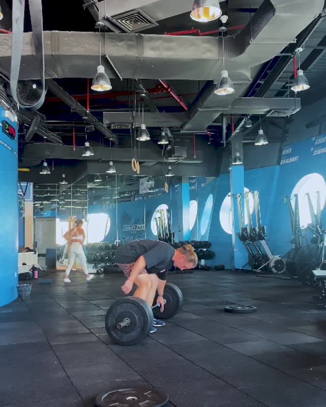 Siôn strength training
